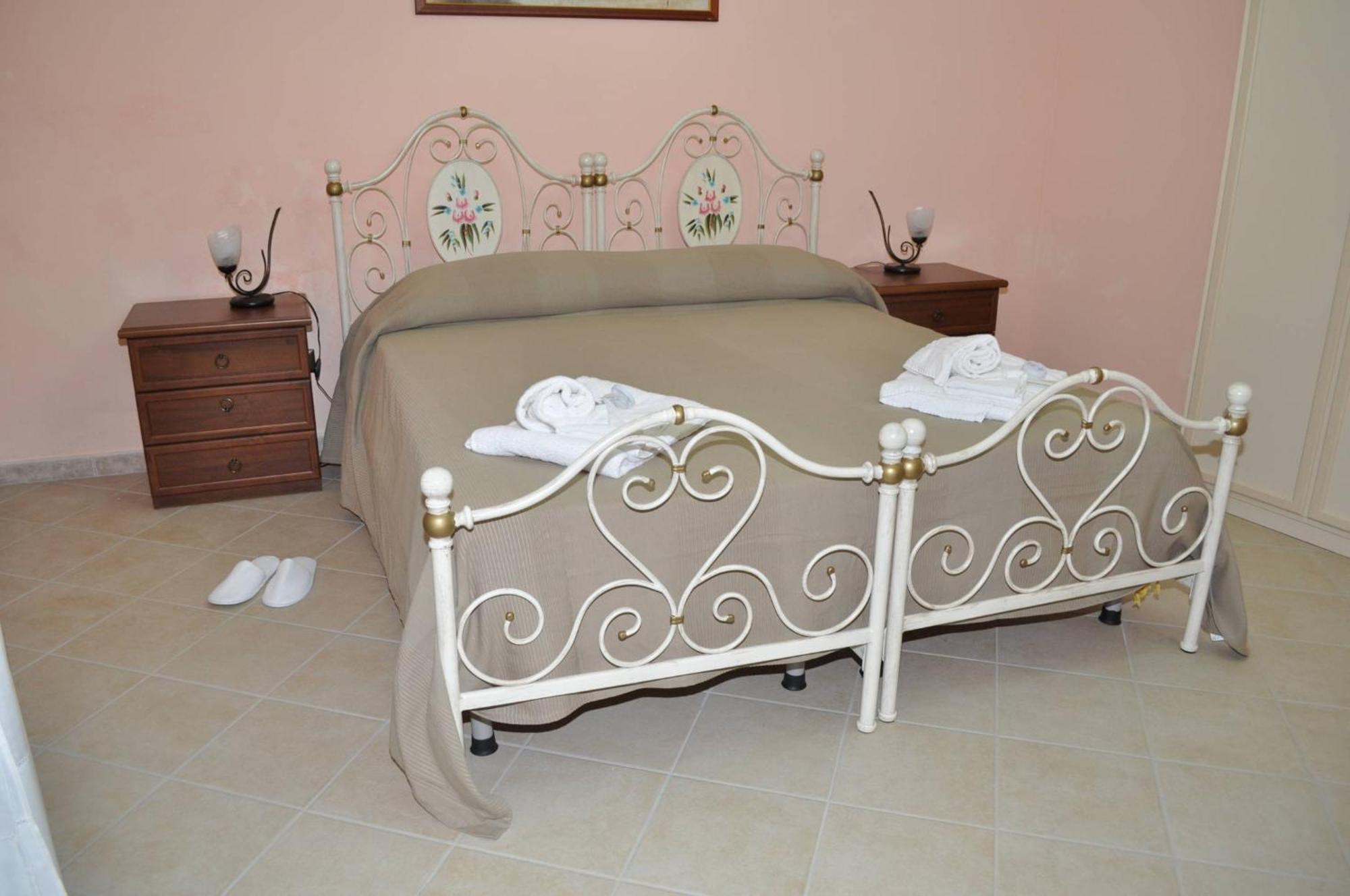 Case Albergo Al Cortiletto Licata Exterior foto